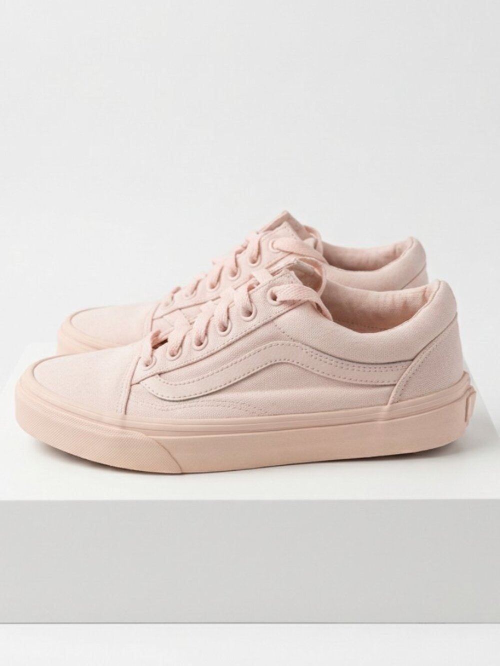 Vans Off The Wall Low Top Sneakers in Blush Pink Mono - Women's Sz. 7.5